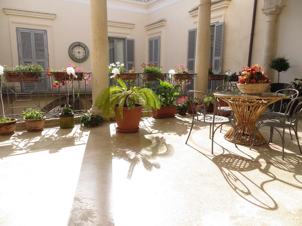 B&B Casa Cavalli ลูเชรา ภายนอก รูปภาพ