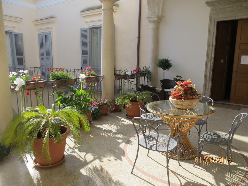 B&B Casa Cavalli ลูเชรา ภายนอก รูปภาพ