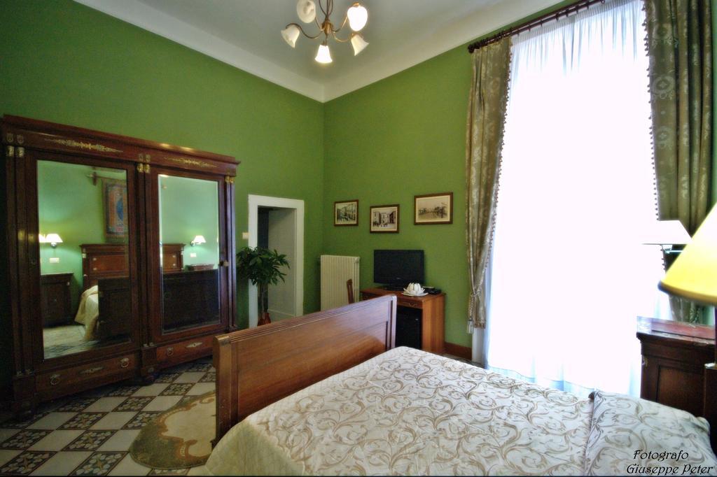 B&B Casa Cavalli ลูเชรา ห้อง รูปภาพ
