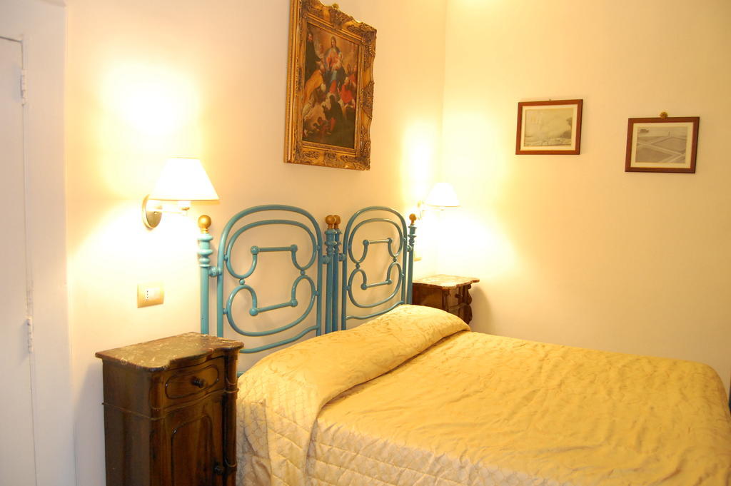 B&B Casa Cavalli ลูเชรา ภายนอก รูปภาพ